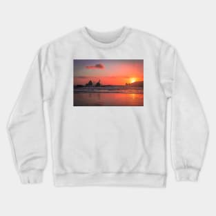 Waves crashing into rock at sunset Crewneck Sweatshirt